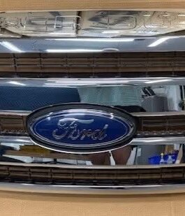 2011-2016 FORD GRILL F250 F350 CHROME SUPER DUTY GRILL OEM FORD 99% COND