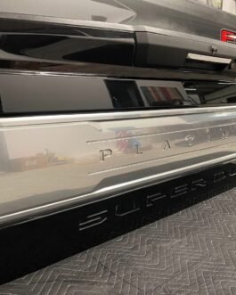 2017 2018 2019 FORD F250 F350 F450 PLATINUM TAILGATE W/ STEP & CAMERA OEM BLACK